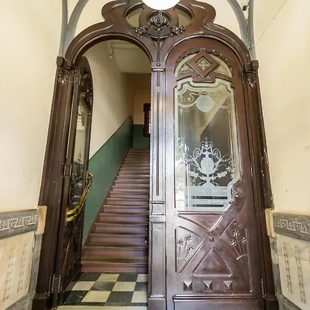 Vistas Al Nautico Y Paseo Maritimo De