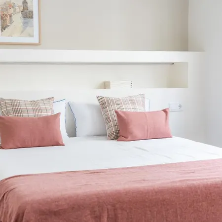 Vistas Al Nautico Y Paseo Maritimo De Appartement