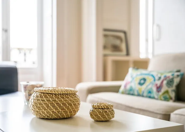 Vistas Al Nautico Y Paseo Maritimo De