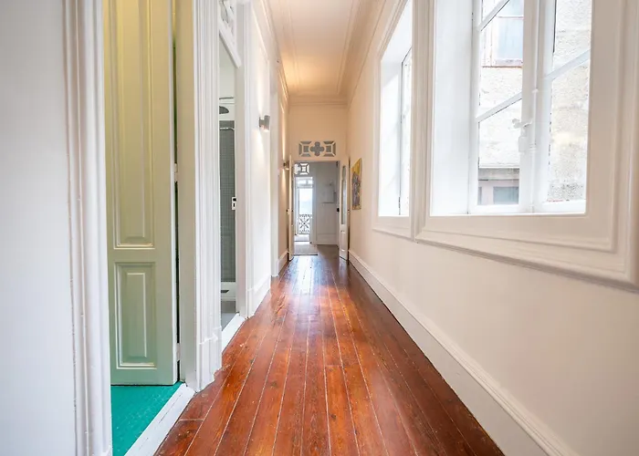 Vistas Al Nautico Y Paseo Maritimo De 비고